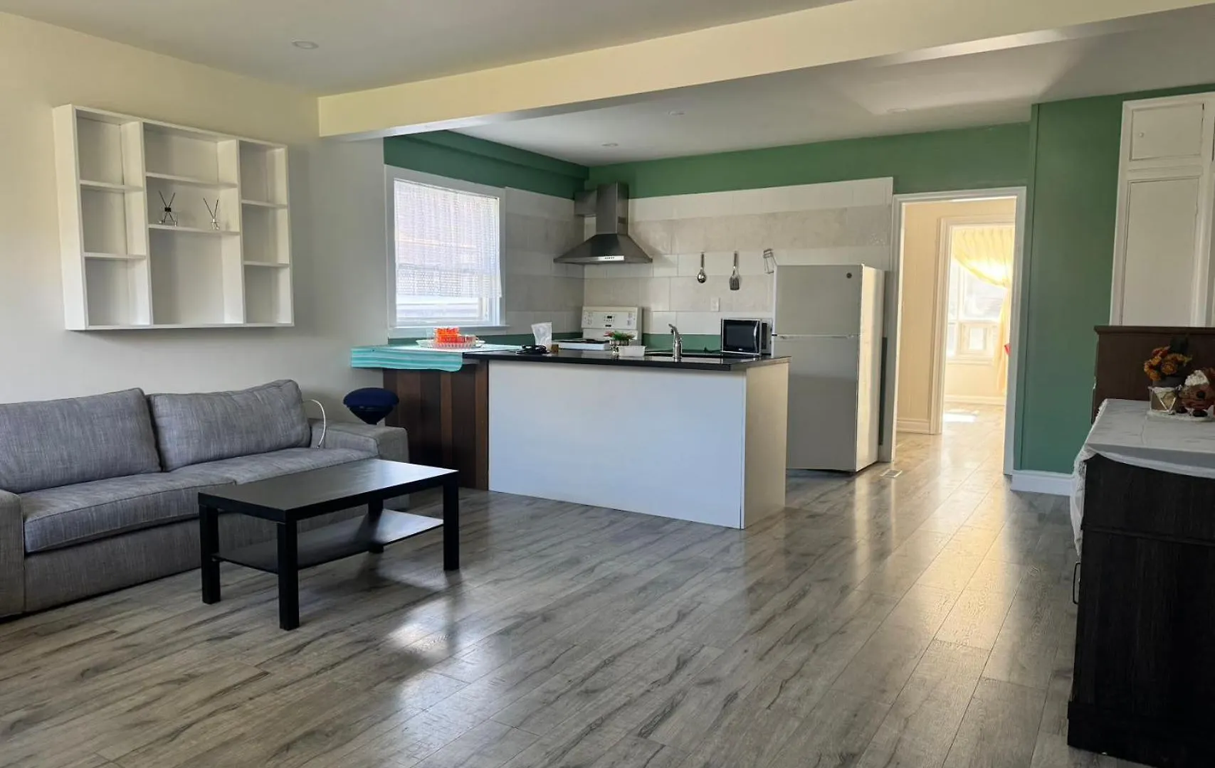 Guest house Queen Comfort Close To Finch Station & Shopping Toronto Canada